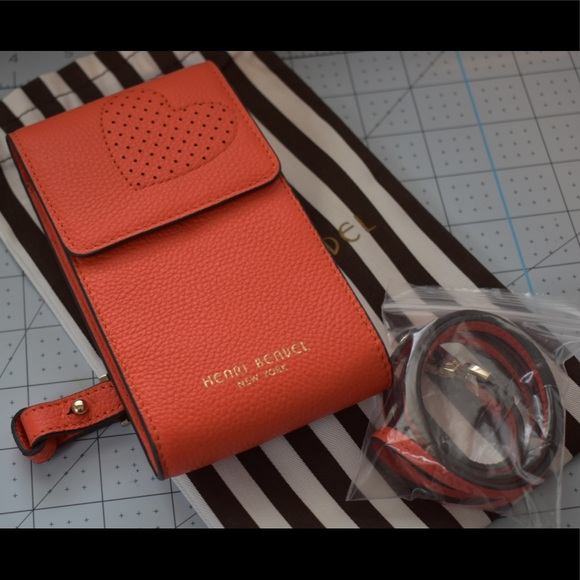 Henri Bendel Influencer Phone Pouch